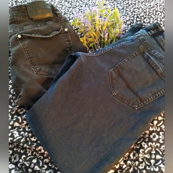 ❤️ SALE ITEM 2 pairs Of Steve's Jeans Stretch jeans - Picture 1 of 6